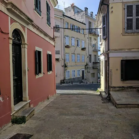 Dion And Eva's Oldtown Διαμέρισμα Corfu (city)